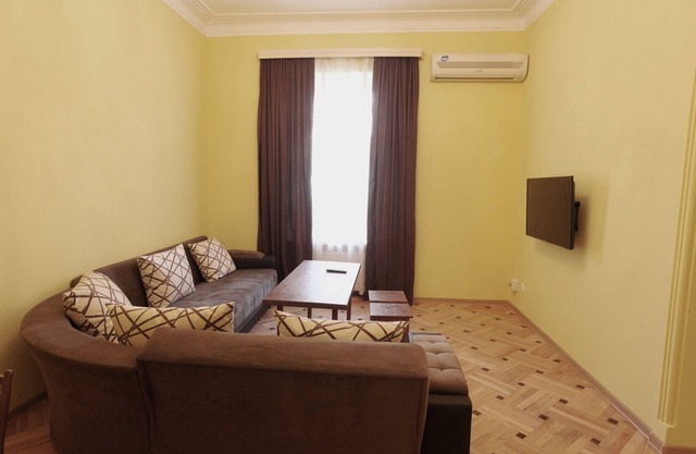 Apartment next to Agmashenebeli