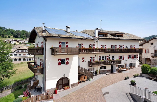 Apartment 'Residence Zum Roessl 204' with Mountain View, Balcony and Wi-Fi