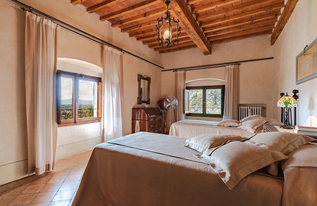 Apartment 'Residenza Privata Paradiso' with Private Garden and Wi-Fi