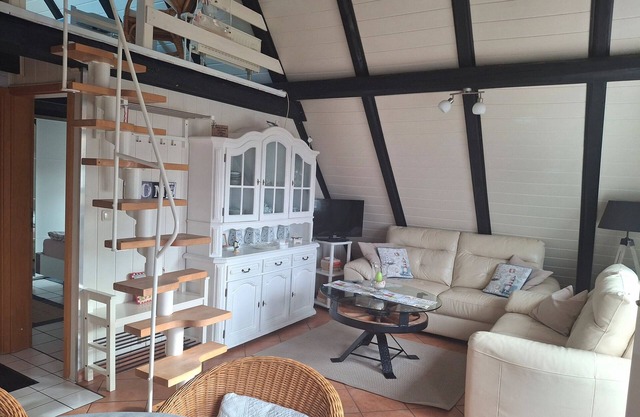 Apartment 'Rieck' with Shared Terrace, Shared Garden and Wi-Fi