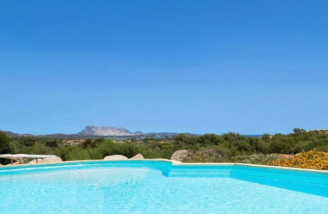 Apartment Runcina 1 with Sea View, Wi-Fi and Shared Pool