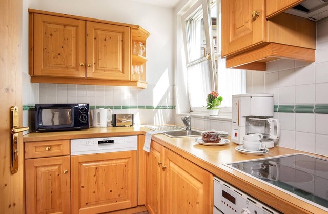 Apartment TYPE 1 & 3/1 bedroom /shower, W - Villa St. George, apartment