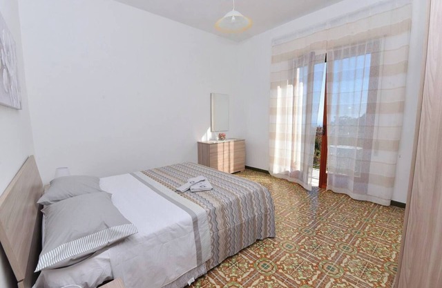 Apartment 'Vista Mare A Due Passi Dal Sentiero Degli Dei' with Sea View, Wi-Fi and Air Conditioning