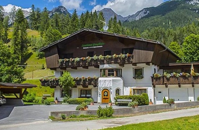 Apartment 'W8 Haus Ganghofer' with Mountain View, Balcony & Wi-Fi