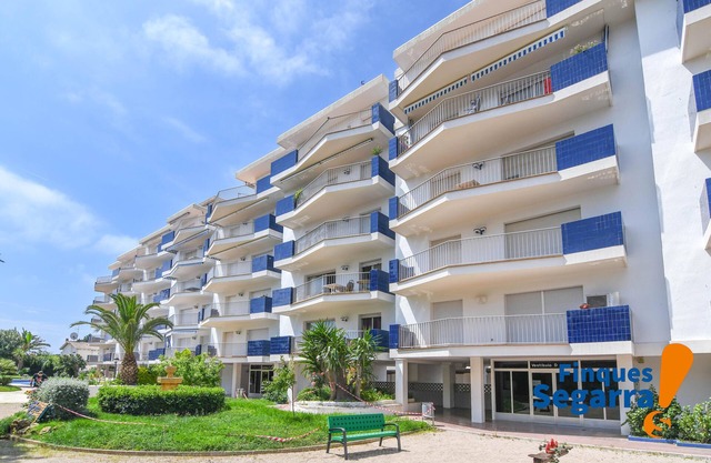 Apartment with communal pool and playground