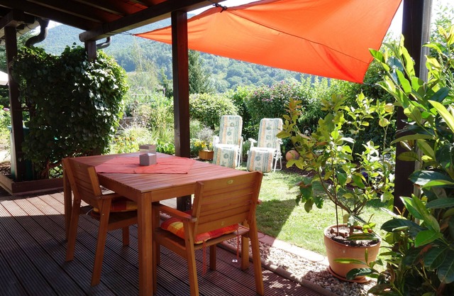 Apartment with garden, quiet location at the forrest, pets welcome