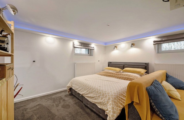 Apartment 'With Garden and Parking' with Private Terrace, Shared Garden and Wi-Fi