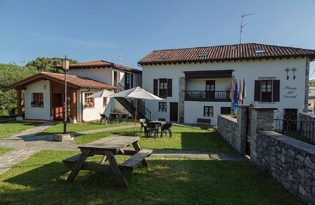 Apartments for groups with gazebo/social room