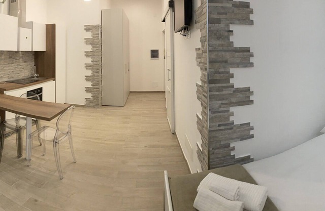 Apartments Giardino Inglese