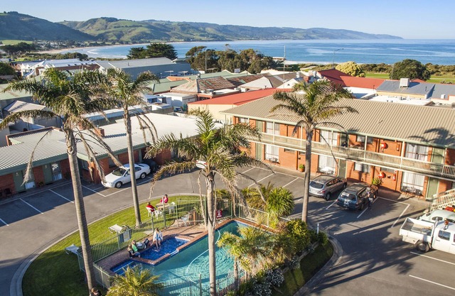 Apollo Bay Motel and Apartments