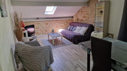Appartement à 1km de Sarlat à la campagne