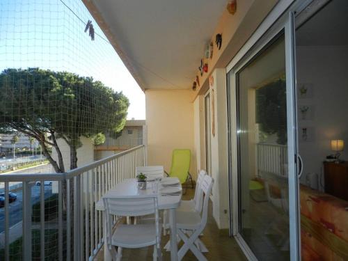 Appartement 2 pièces cabine avec piscine, tennis, proche plage et marché - 4 couchages, Le Lavandou - FR-1-251-802