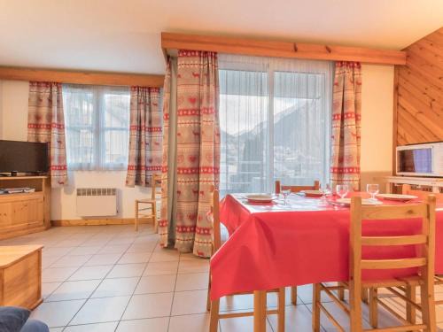 Appartement 3 pièces, 4-6 pers, centre Briançon, balcon, garage, à 400m télécabine - FR-1-330C-14