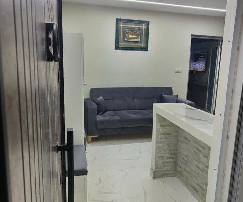 APPARTEMENT f1 ANNABA CENTRE VILLE