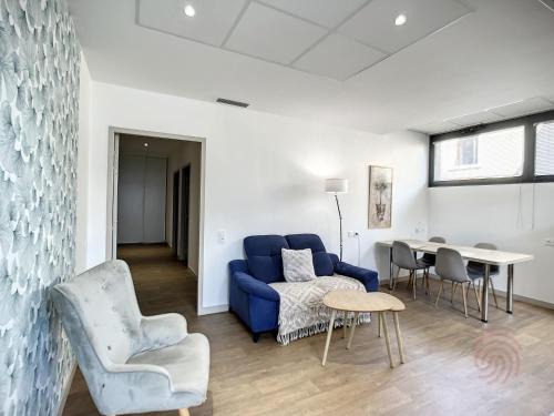 Appartement F3 Climatisé PMR à 50m des Thermes avec Terrasse et Parking, Animaux Acceptés - FR-1-451-170