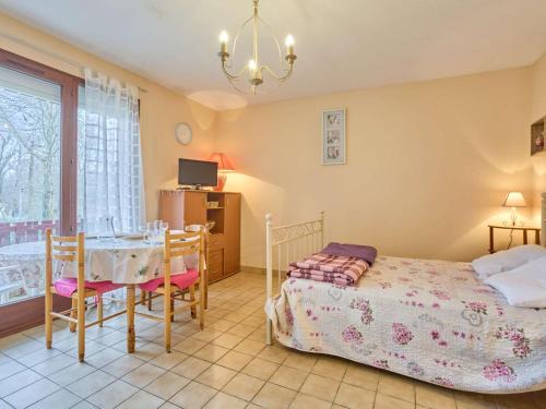 Appartement T1 lumineux avec terrasse, pour 2 personnes - Wifi gratuit - FR-1-841-70