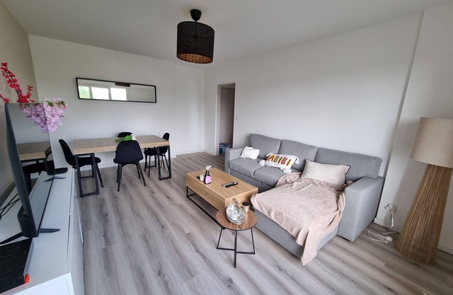 Appartement Refait à Neuf Proche de Tous les Transports