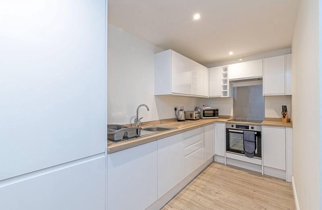 Apt 1 Prescott Court Halifax