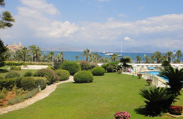 APT in Cap d'Antibes near beach, restaurants & shops