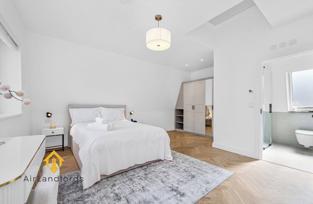 Apt2 Exclusive 1Bed Flat Chiswick Business Park!