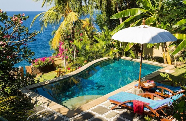 Aquamarine Seaview - Oceanfront villa with Private Pool