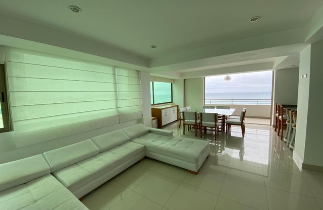 Aquamira bachelor pad Salinas