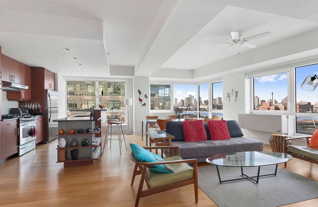 Architect designed 2-bedroom apartment with unbelievable views. All amenities.