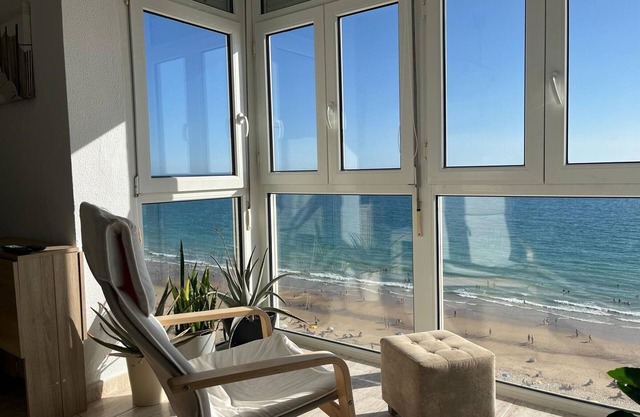 ARENA y Mar Sunny Home by Cadiz4Rentals