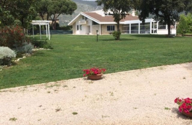 Artemide Resort, villa al mare con vasca idromassaggio