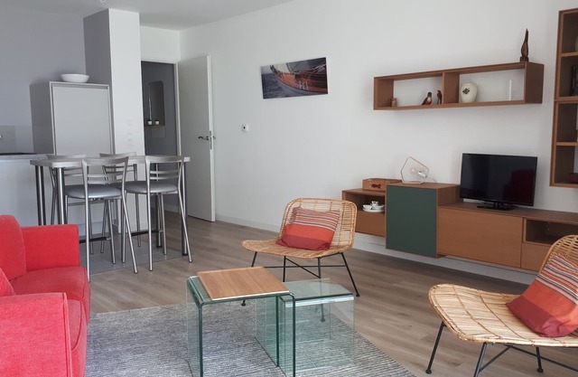 ARZON / CROUESTY NEW SPACIOUS T3 NEW 4PERS IDEALLY LOCATED TT ON FOOT