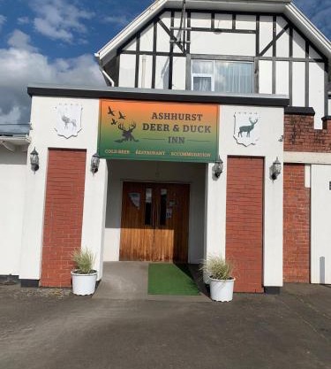 Ashhurst Deer N Duck Inn