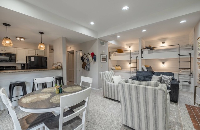 Aspen Hideout by Innsbrook Vacations!