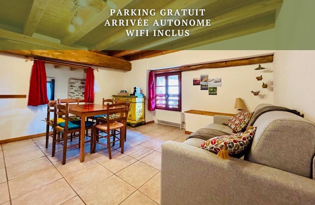 At the Foot of the Castle - Parking, WiFi, Garden - Savoie College