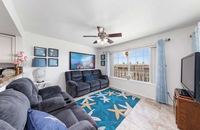 Available for Spring! Lazy Days Sea Cottage #1015