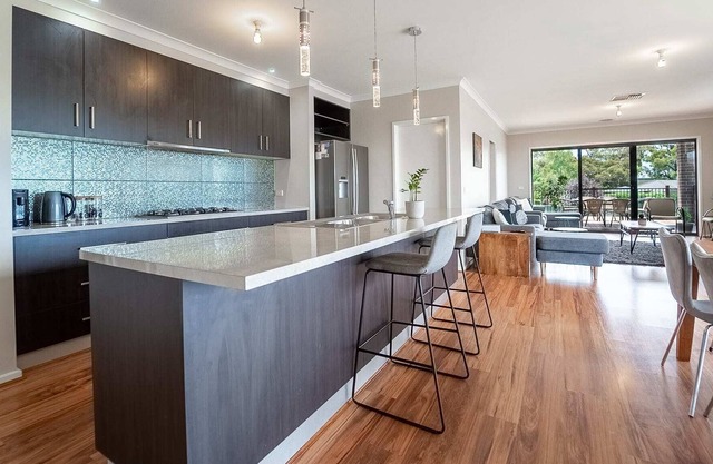 Avant Garde Spacious Family Home