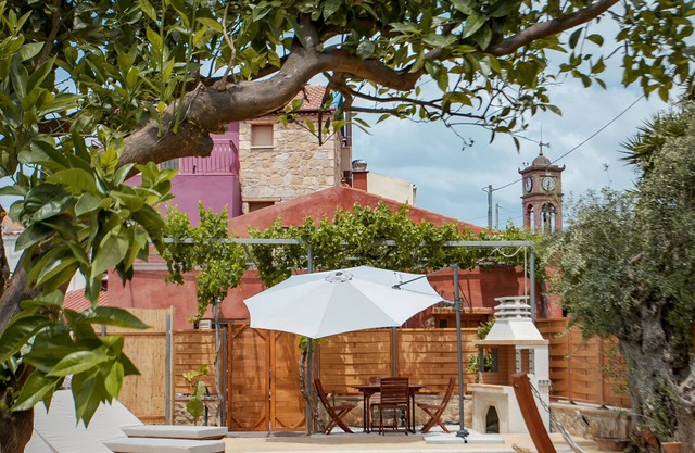 Avocado villa Iason - Traditional Cretan destination