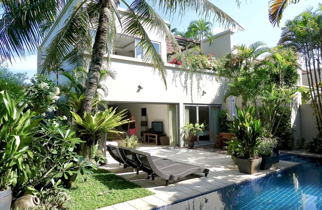 Award winning luxury Phuket pool villa. Walk to the beach. Professionally run.