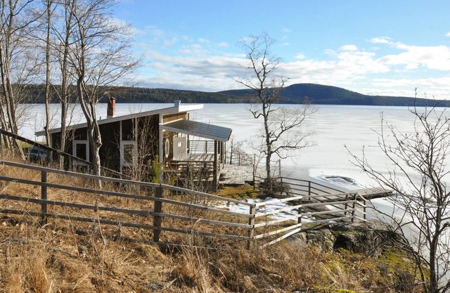 Awesome home in åmotfors with WiFi