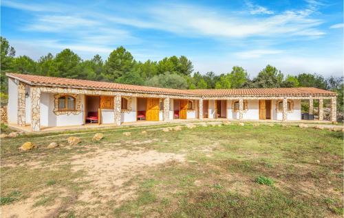 Awesome Home In Ardenya With Wifi