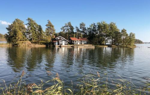 Awesome Home In Askersund With Sauna