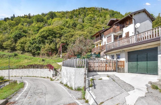 Awesome Home In Aune Di Sovramonte