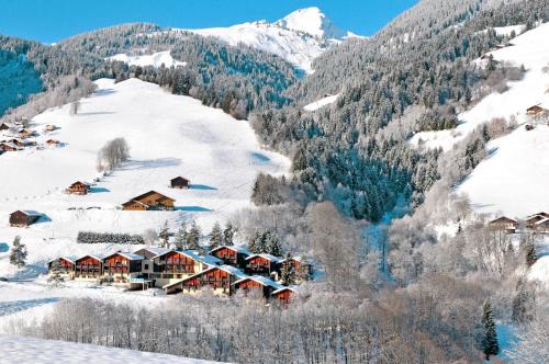Azureva Areches