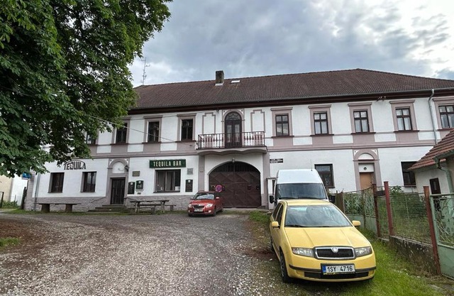 Běštín