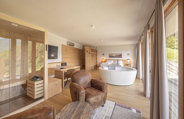 B&B GIALLO - Nigritella Wellness Junior Suite