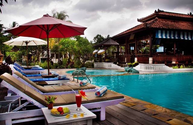 Bali Taman Beach Resort & Spa - Lovina