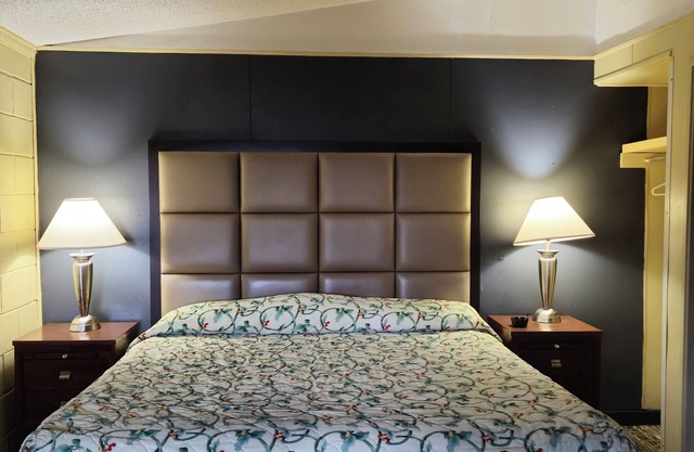 Bama Motel Mobile I-65 & US-90