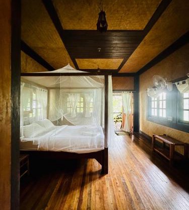Bambu Huts