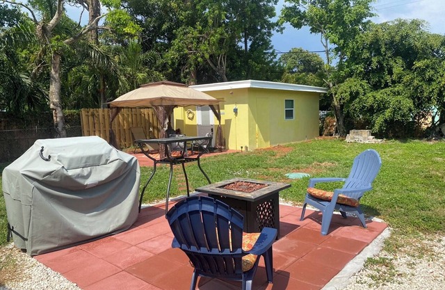 Banana Beach Compound