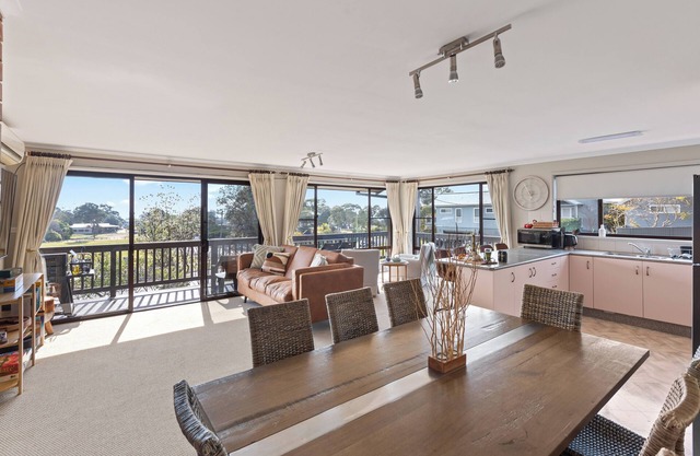 Bangalee by the Sea.nReconnect with family friends at beautiful Pambula Beach.