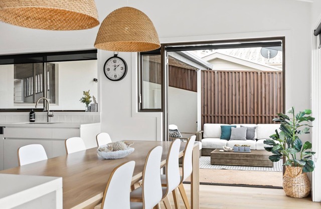 Banksia Beach House - Your Resort Style Coastal Retreat